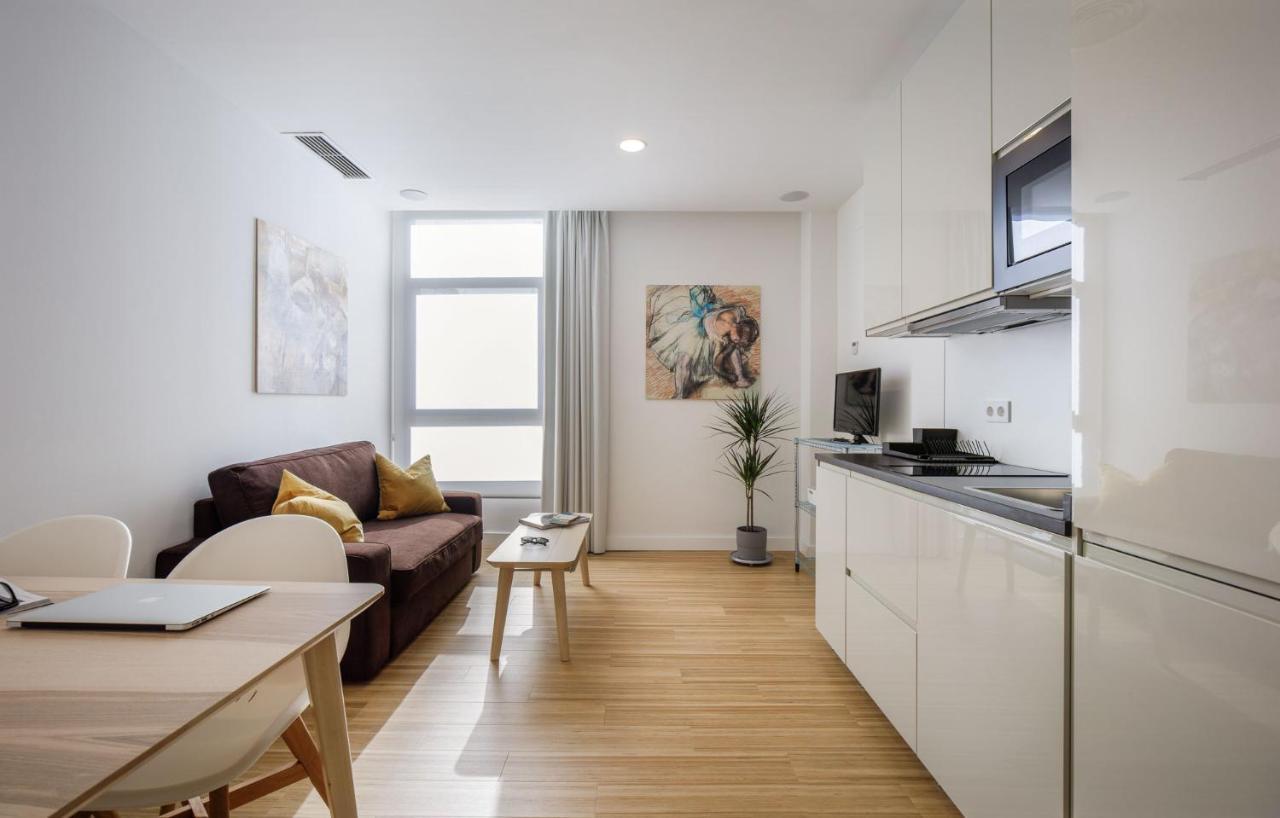 Mush Room Apartamentos Севиля Екстериор снимка