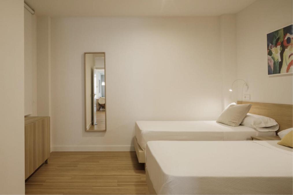 Mush Room Apartamentos Севиля Екстериор снимка