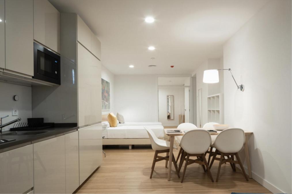 Mush Room Apartamentos Севиля Екстериор снимка